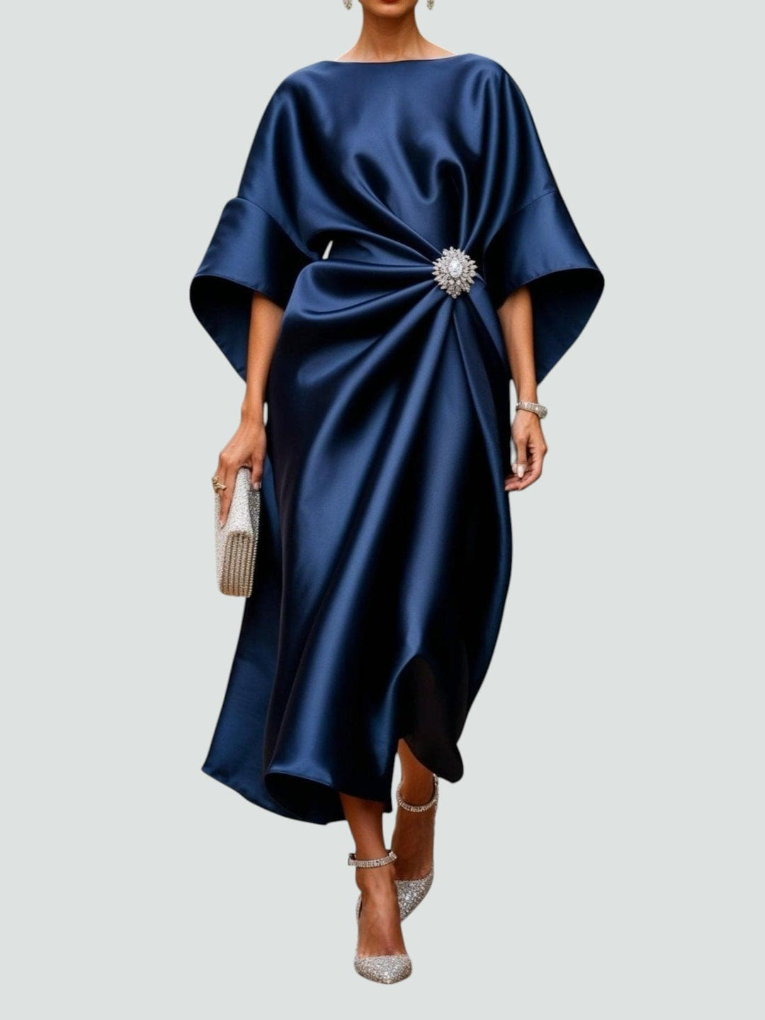 Sukienka Elegancka Maxi Z Broszką