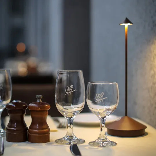 Bezprzewodowa Lampa Stołowa LED Ściemniana Z Ładowaniem USB