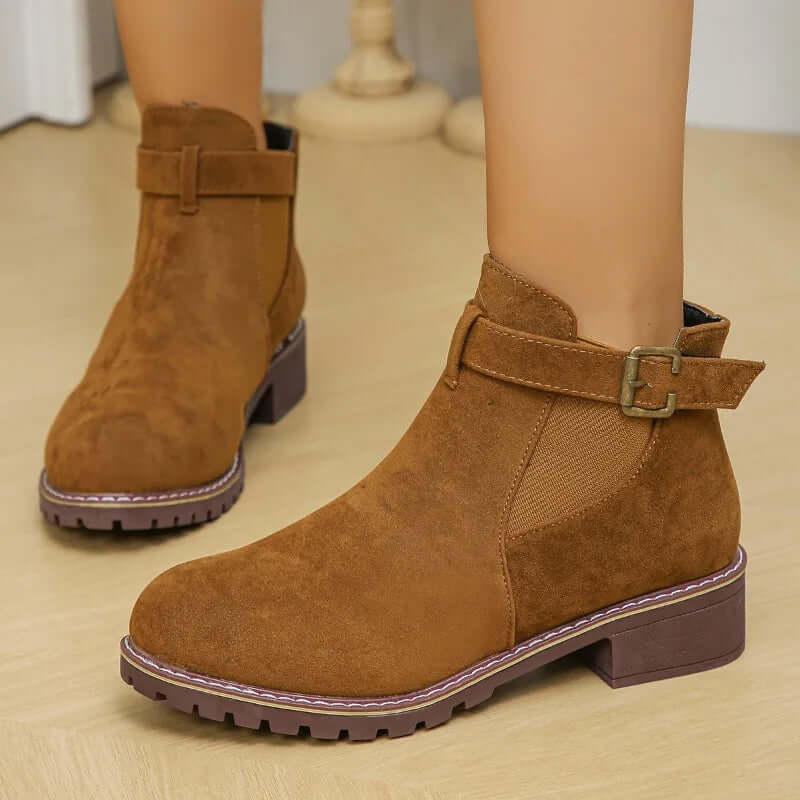 Botki Damskie Ankle Z Klamrą | Chwyt