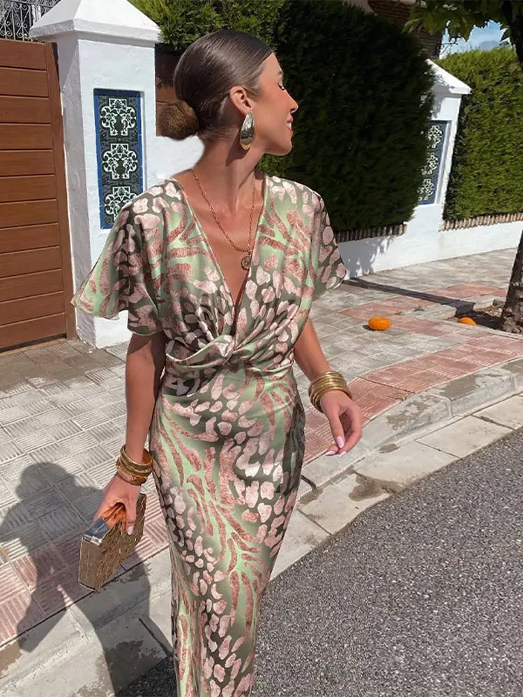 Sukienka Midi Damska W Linii A Z Dekoltem V