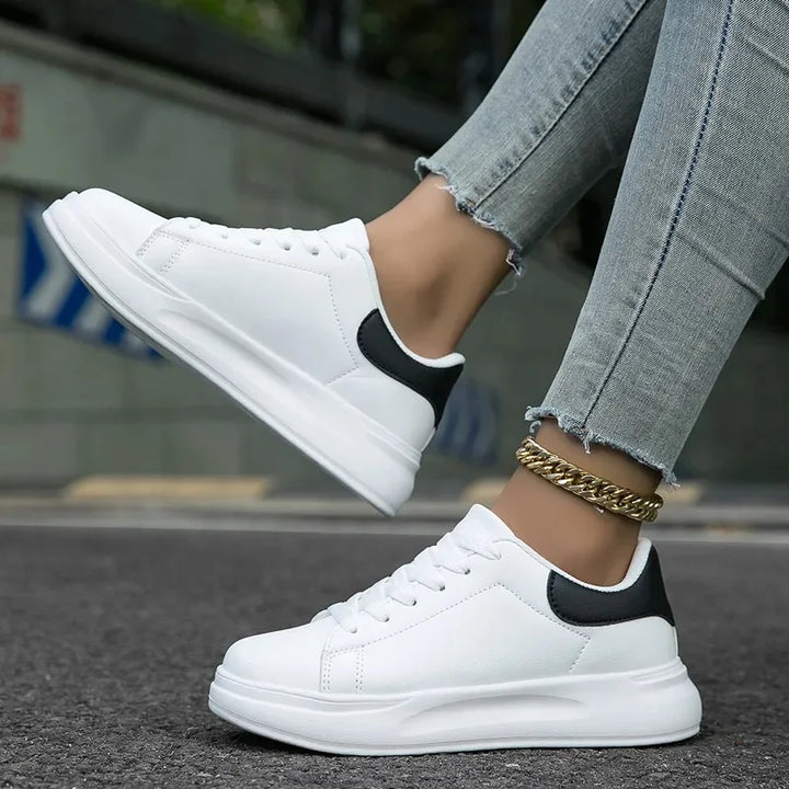 Sneakersy Damskie Klasyczne Z Grubszą Podeszwą