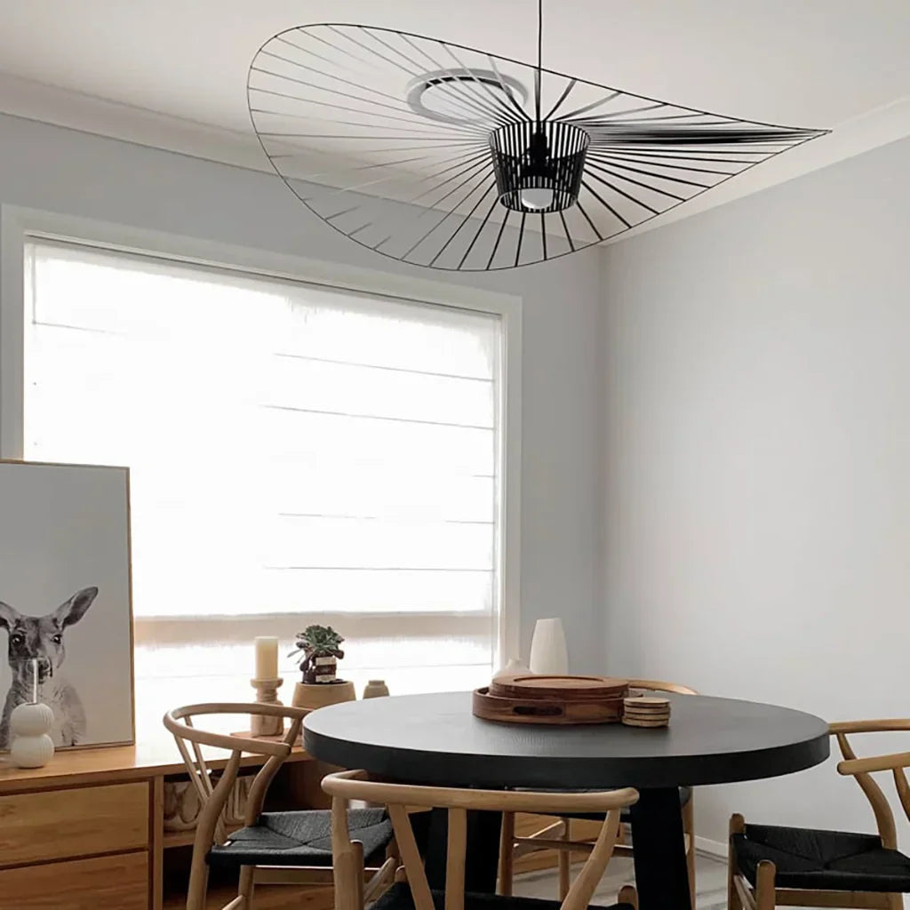 Wisząca Lampa LED O Ażurowej Formie Do Jadalni I Salonu