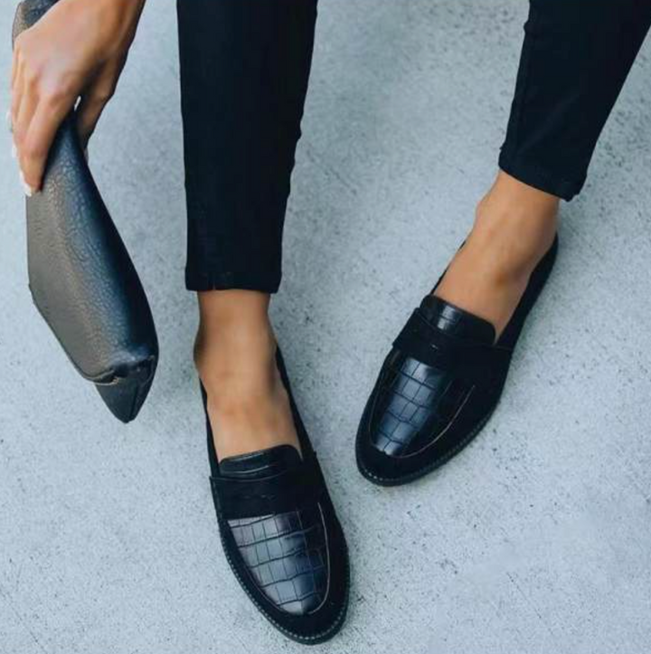 Buty Damskie Czarne Formalne do Stylizacji Wizytowych i Codziennych Dla Kobiet
